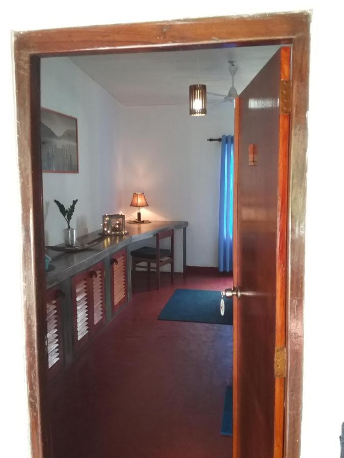 Gasthaus Langeoog Unawatuna Exteriör bild
